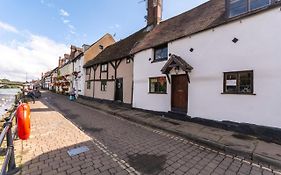 Bewdley River Cottage - Free Private Gated Parking For 2 Cars - River Front Location